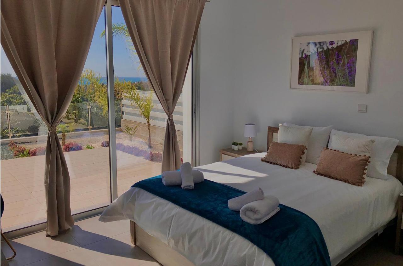 Sophia'S Seaview Luxury Villas Paphos Exterior photo
