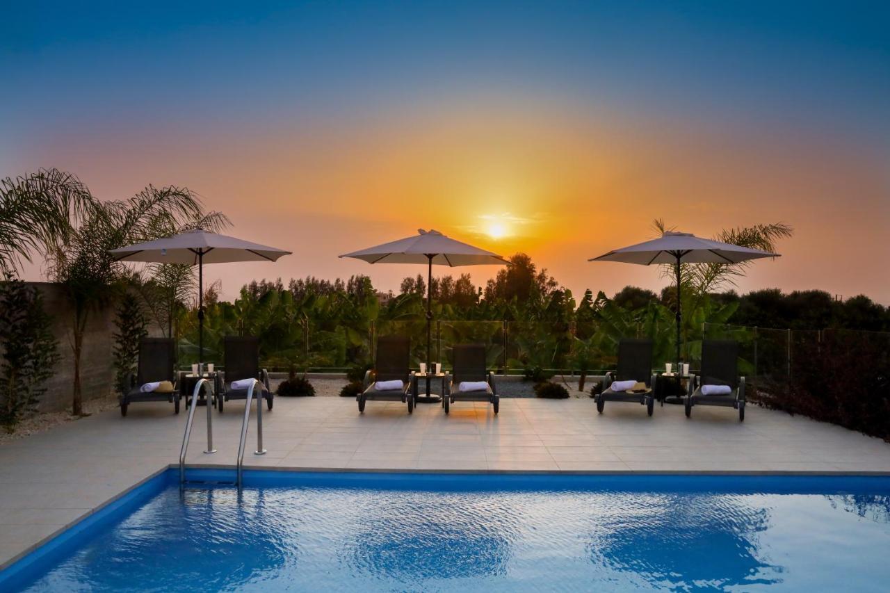 Sophia'S Seaview Luxury Villas Paphos Exterior photo